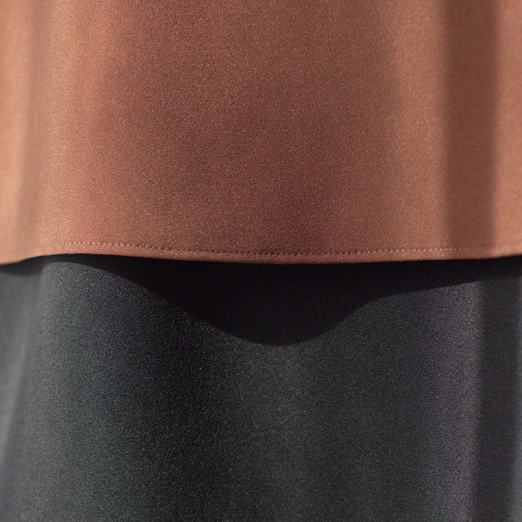 SHOO･LA･RUE「【洗濯機可/体型カバー】1枚でサマ見え バイカラーレイヤードブラウス」|シャツ・ブラウス|