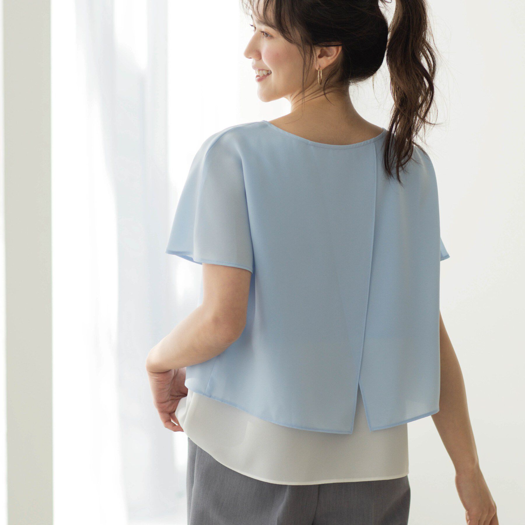 SHOO･LA･RUE「【洗濯機可/体型カバー】1枚でサマ見え バイカラーレイヤードブラウス」|シャツ・ブラウス|