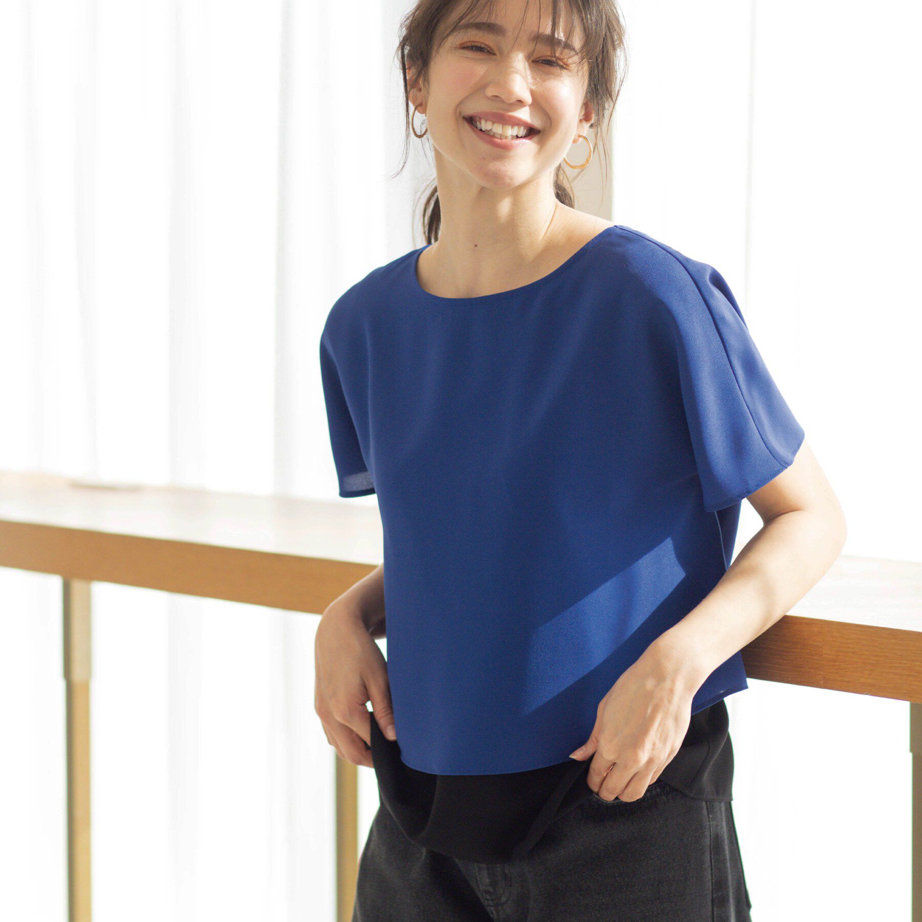 SHOO･LA･RUE「【洗濯機可/体型カバー】1枚でサマ見え バイカラーレイヤードブラウス」|シャツ・ブラウス|