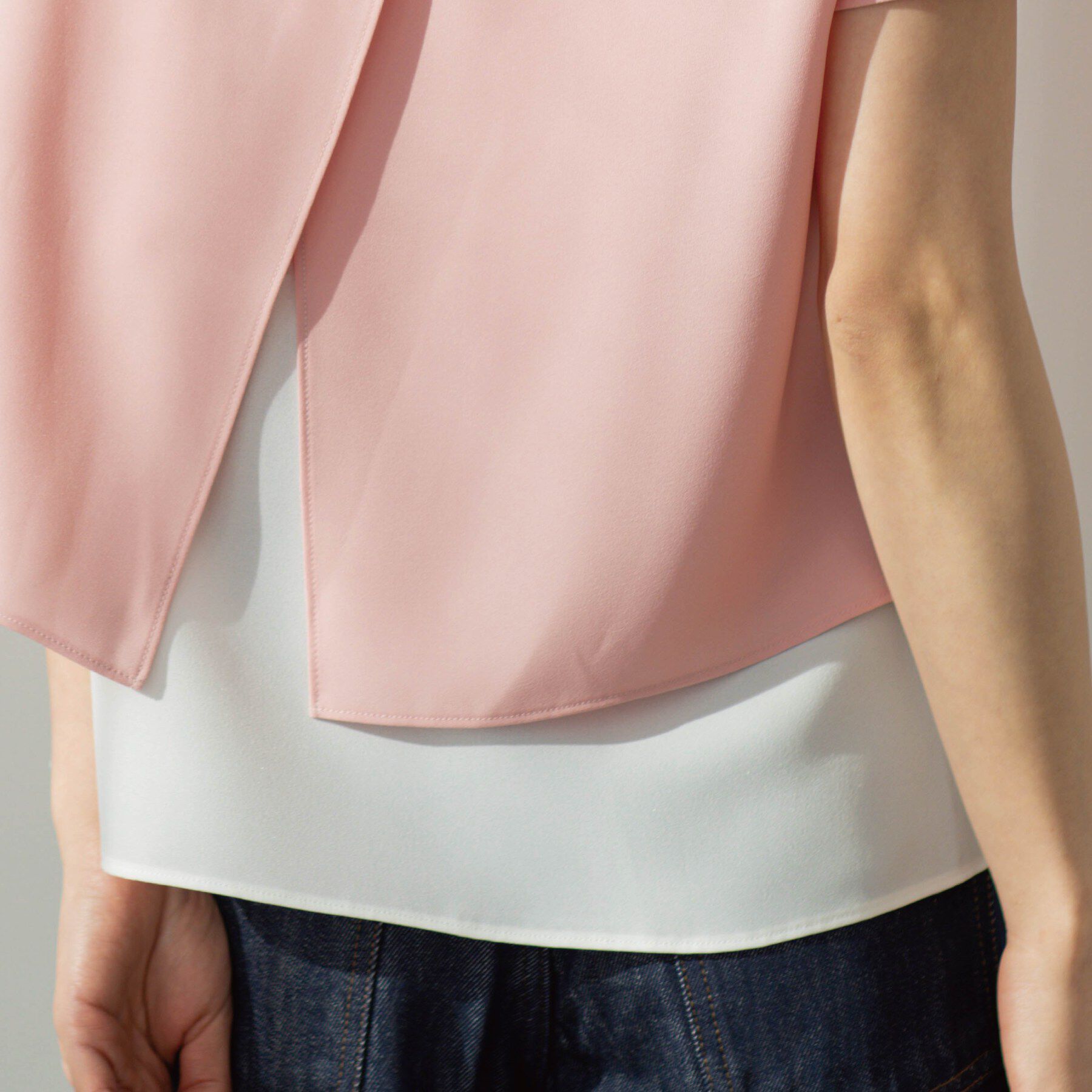 SHOO･LA･RUE「【洗濯機可/体型カバー】1枚でサマ見え バイカラーレイヤードブラウス」|シャツ・ブラウス|