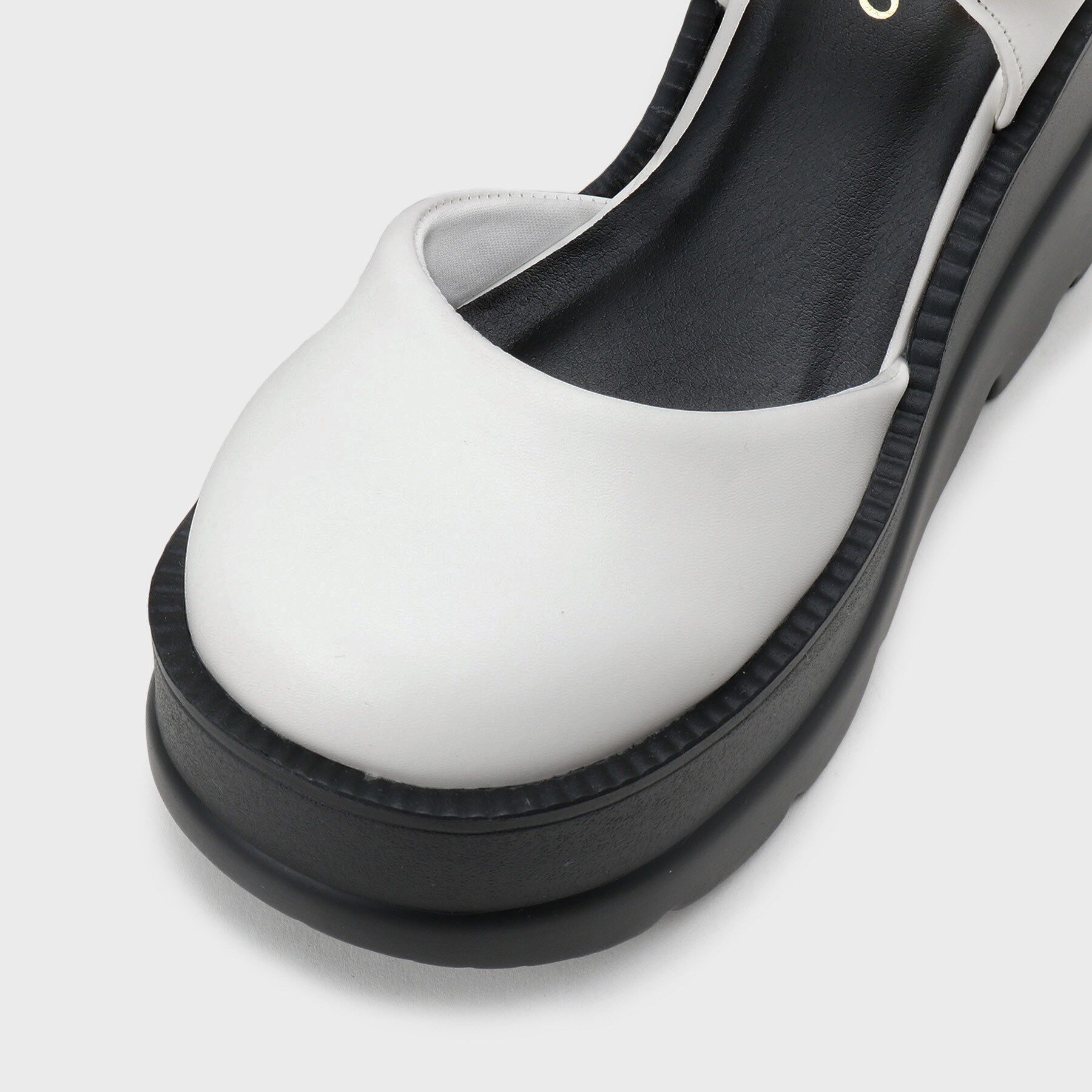 csT&P「厚底ストラップパンプス」|パンプス|