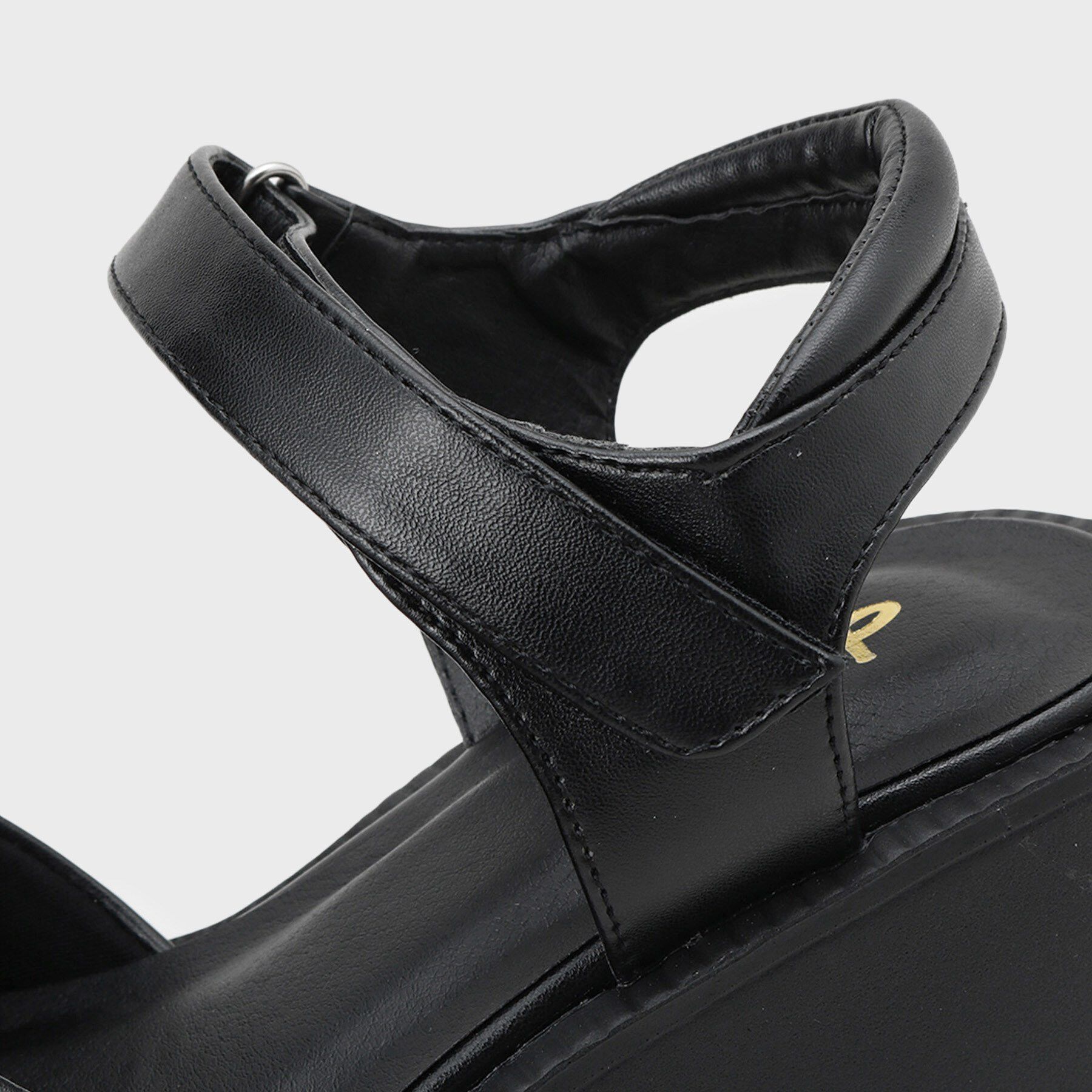 csT&P「厚底ストラップパンプス」|パンプス|