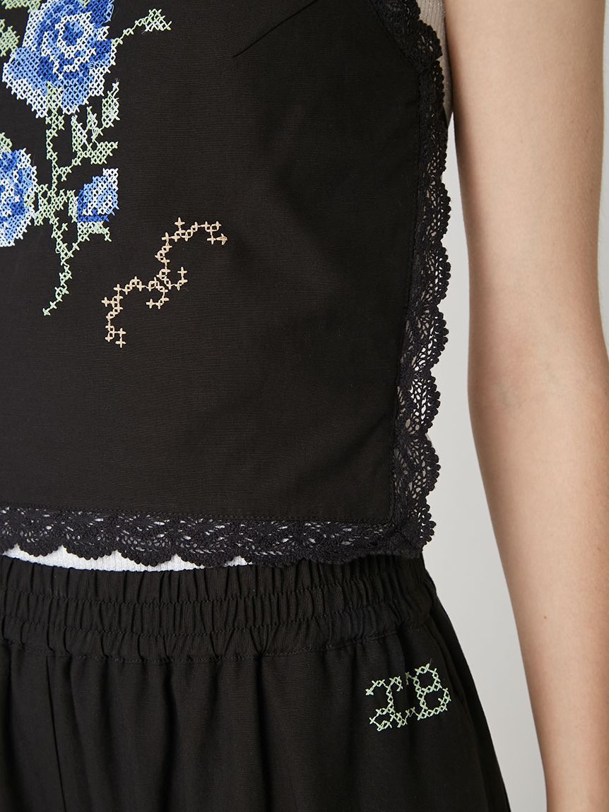 LILY BROWN「フラワークロスステッチホルターキャミビスチェ」|ベスト・ジレ|