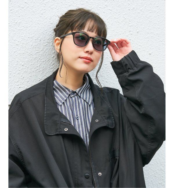  「【WEB限定】ウェリントン型 調光サングラス | カラーレンズ 軽量 紫外線対策 UVカット レンズの色が変わる」|サングラス|