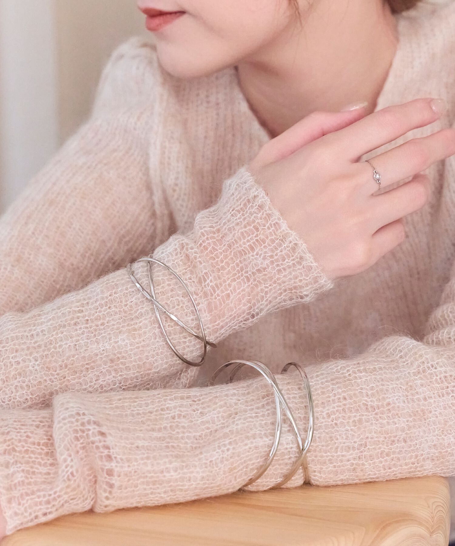 Phoebe「グリッターワイドカフバングル シルバー」|ブレスレット・バングル|