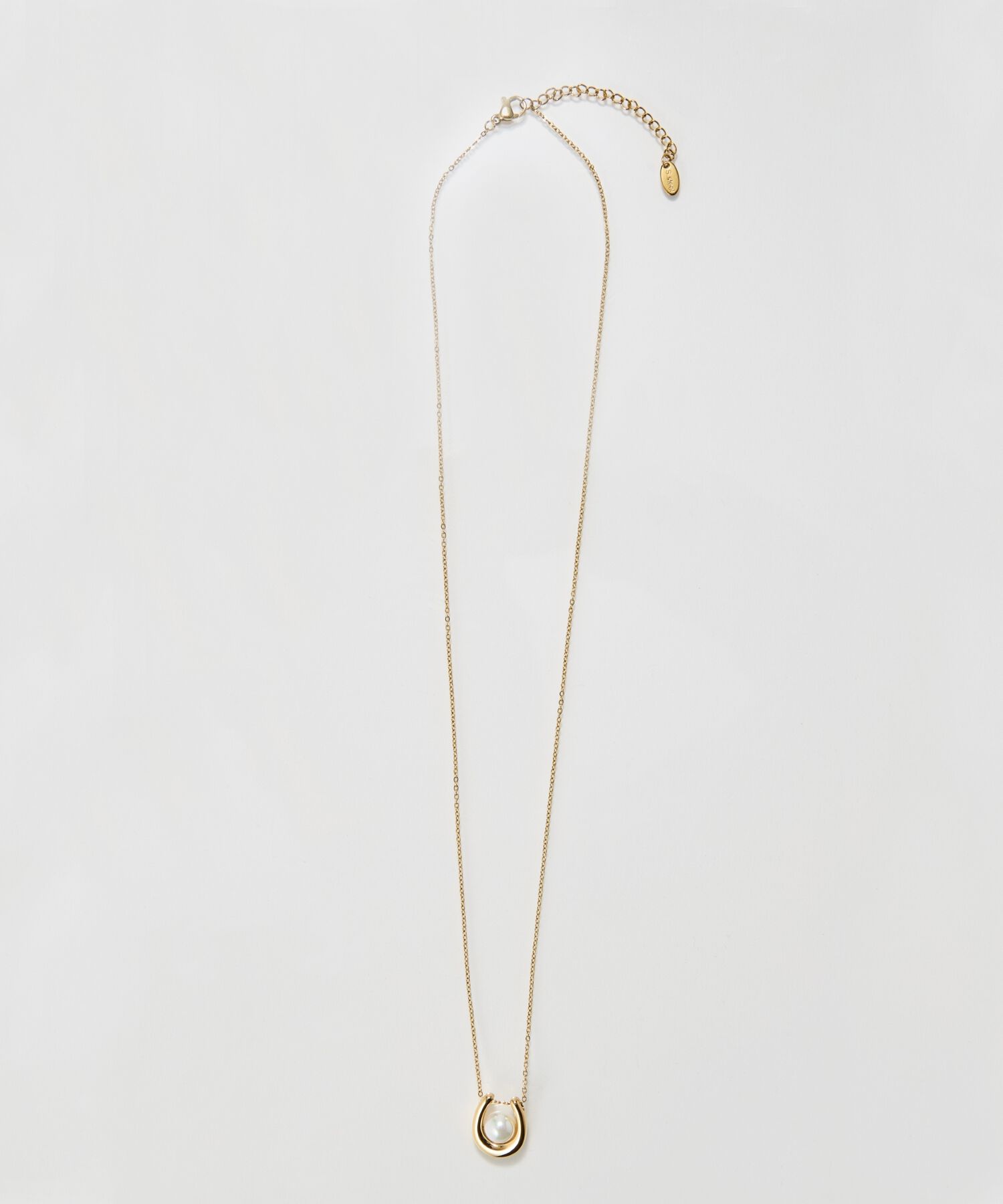 Phoebe「【金属アレルギー対応】メタリックパールホースシューネックレス　ゴールド　ステンレス/馬蹄/ギフト」|ネックレス|