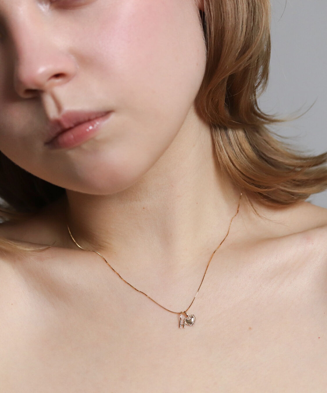  「ゴールド イニシャル チャーム | K10YG」|ネックレス|