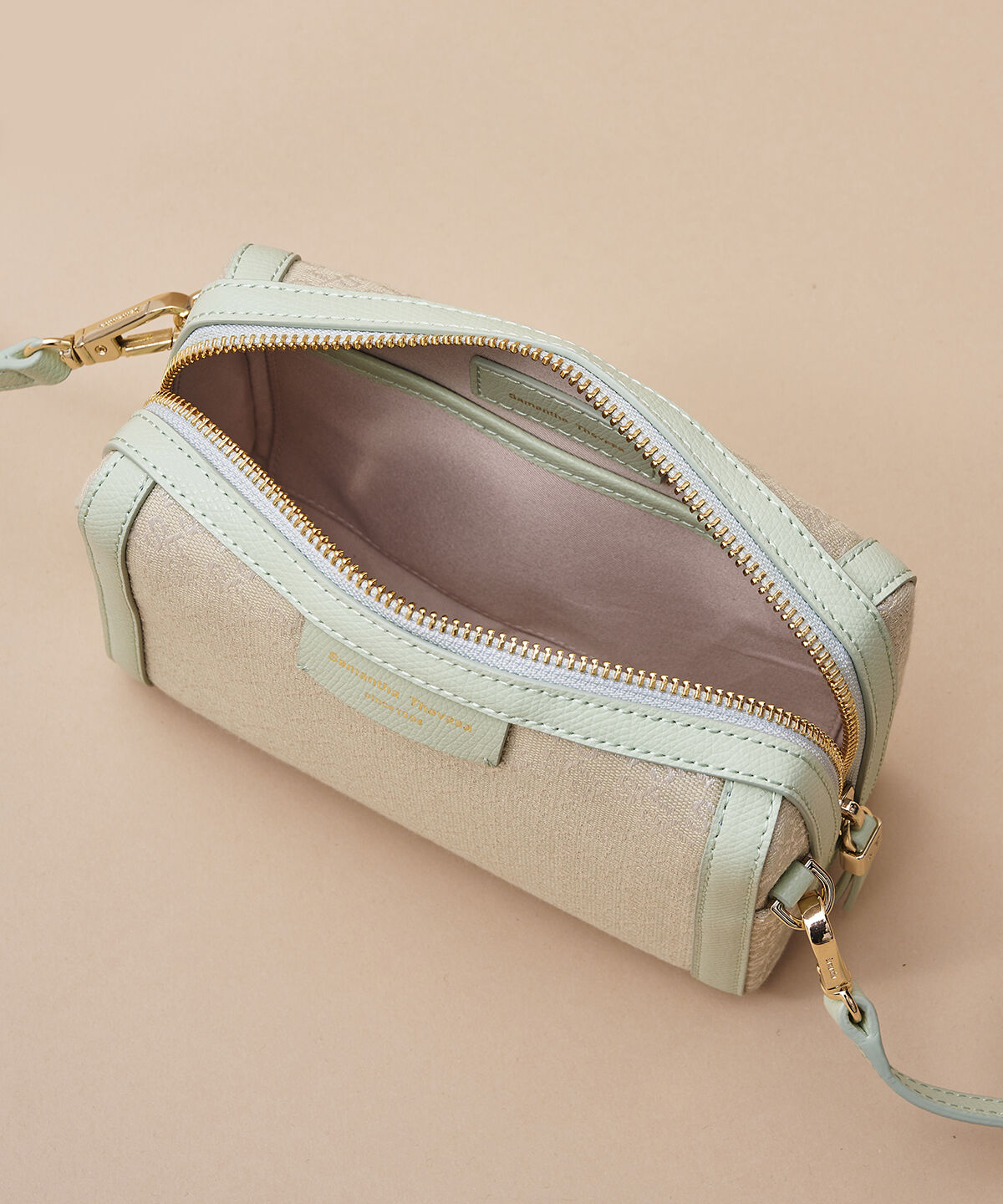 Samantha Thavasa「ST Jacquard ポシェットカレ」|ショルダー・メッセンジャー|