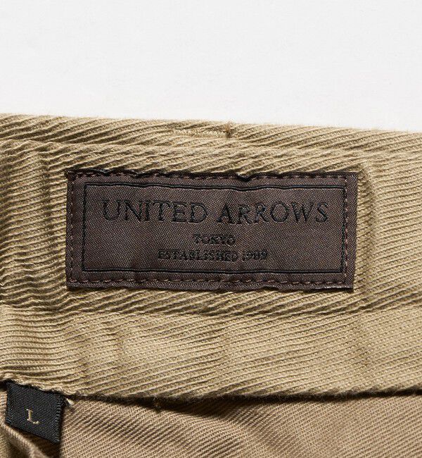 UNITED ARROWS「ツイル カルゼ ２プリーツ キャロット パンツ」|チノ|