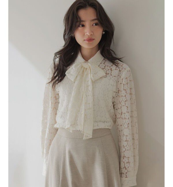 組曲「【WEB限定】フラワーラッセルレースシャツライク ブラウス」|シャツ・ブラウス|ホワイト系
