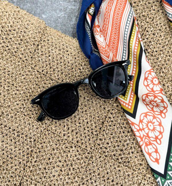 fredy emue「グレイッシュレンズセルサングラス」|サングラス|ブラック