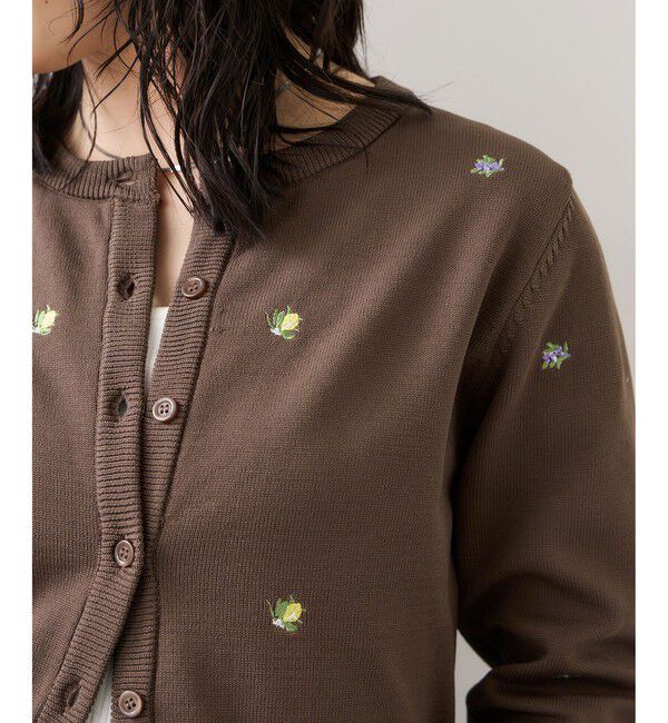VIS「【WEB限定】フルーツ刺しゅうクルーネックカーディガン」|カーディガン|