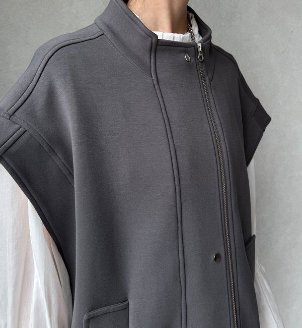  「【WEB限定】スリーブレスジップブルゾン」|ベスト・ジレ|