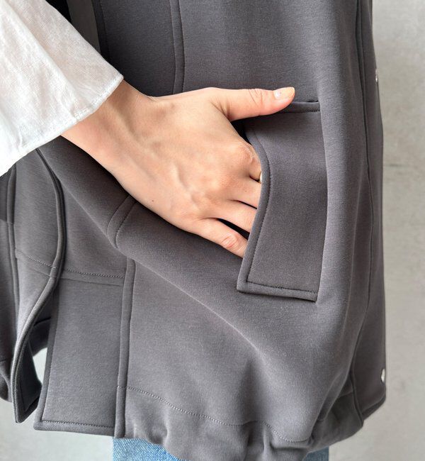  「【WEB限定】スリーブレスジップブルゾン」|ベスト・ジレ|