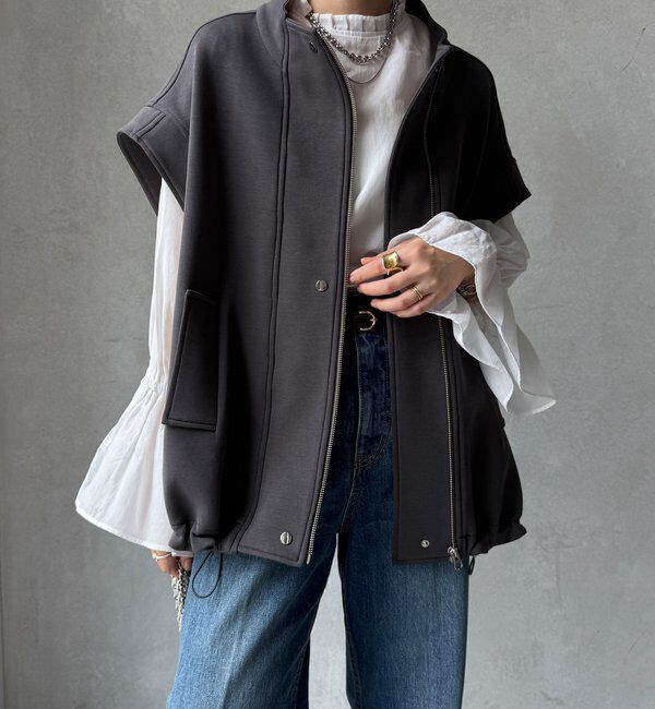  「【WEB限定】スリーブレスジップブルゾン」|ベスト・ジレ|