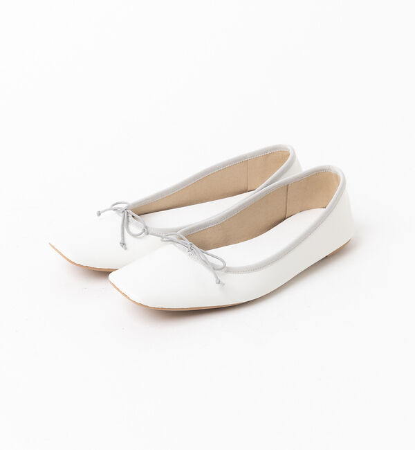 AU BANNISTER「ソフトスクエアトゥ バレエシューズ」|バレエシューズ|ホワイト