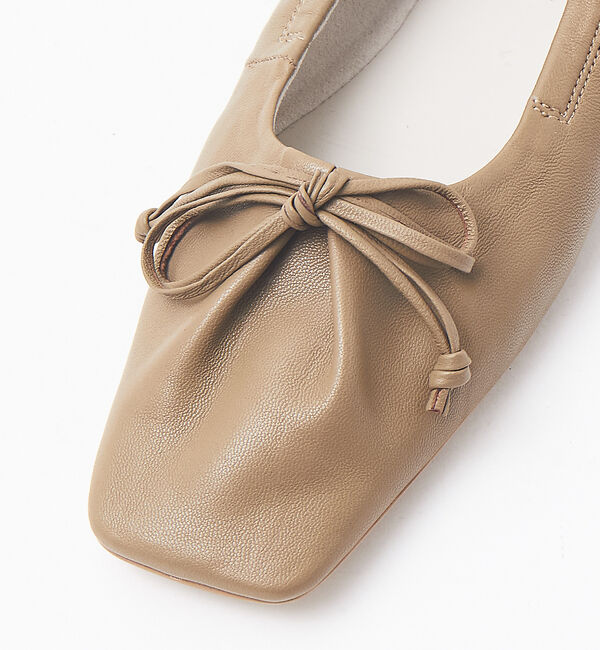 AU BANNISTER「シャーリング スクエアトゥ バレエシューズ」|バレエシューズ|