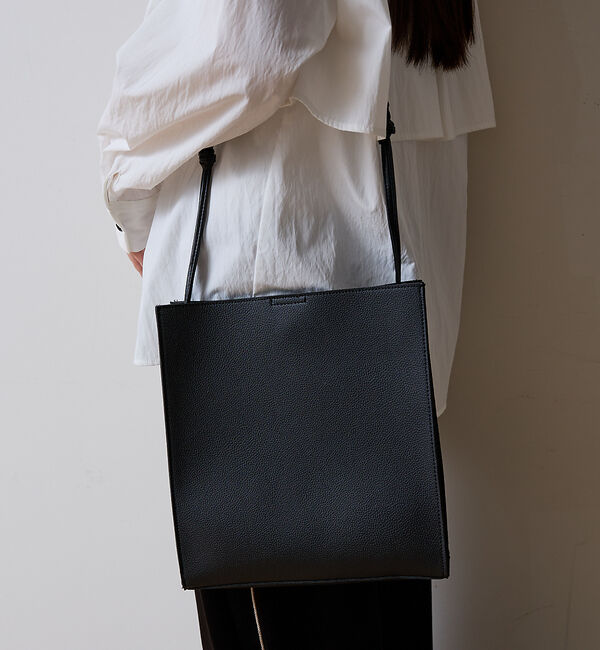 NOMINE「【FAVORI】スクエア ショルダーバッグ」|ショルダー・メッセンジャー|