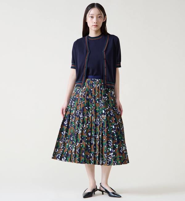 TIARA「トリプルラインスリーブレスニット」|ニット・セーター|