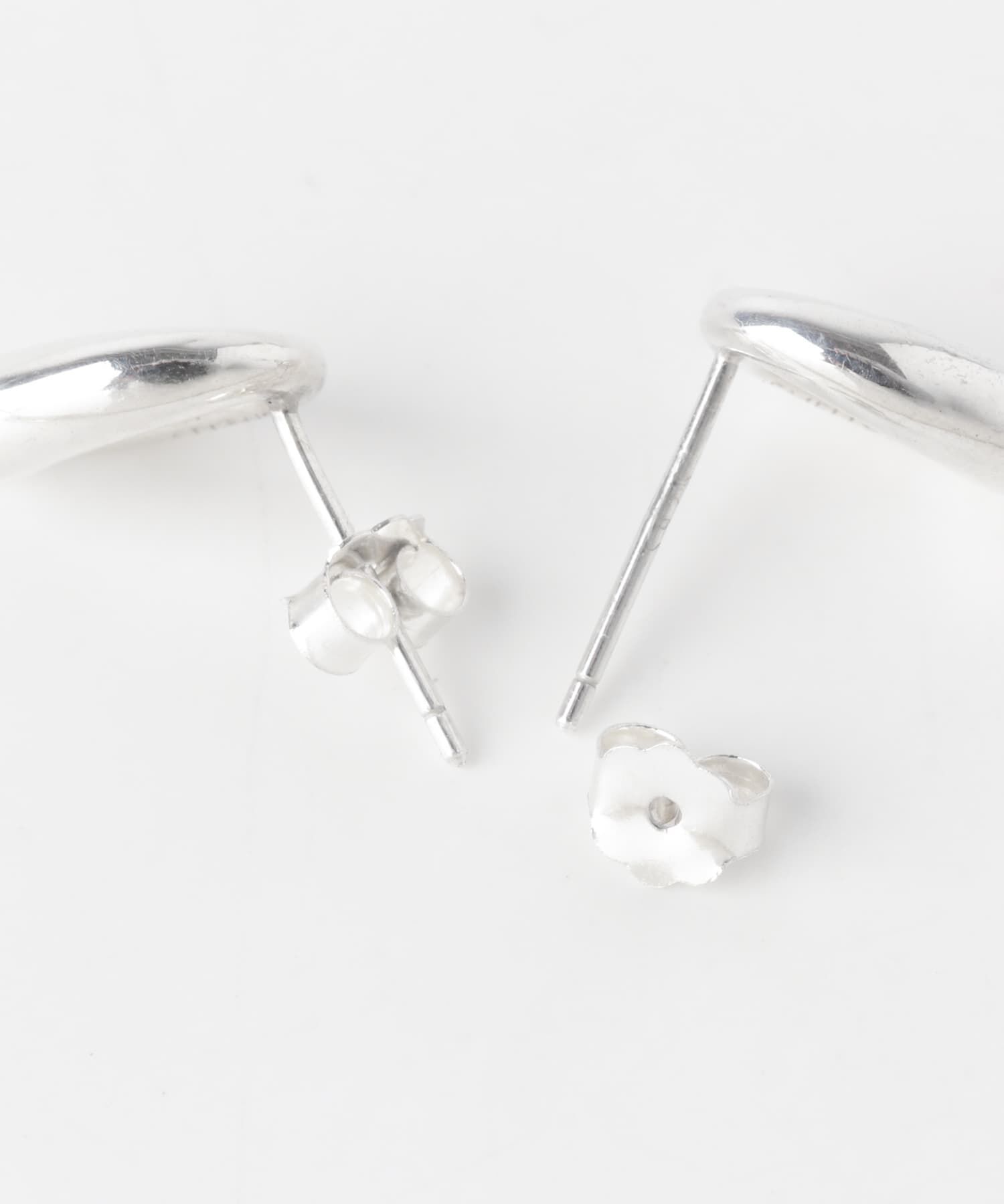 SMELLY「SMELLY so&rsquo;　asymmetric solid pierce」|ピアス|