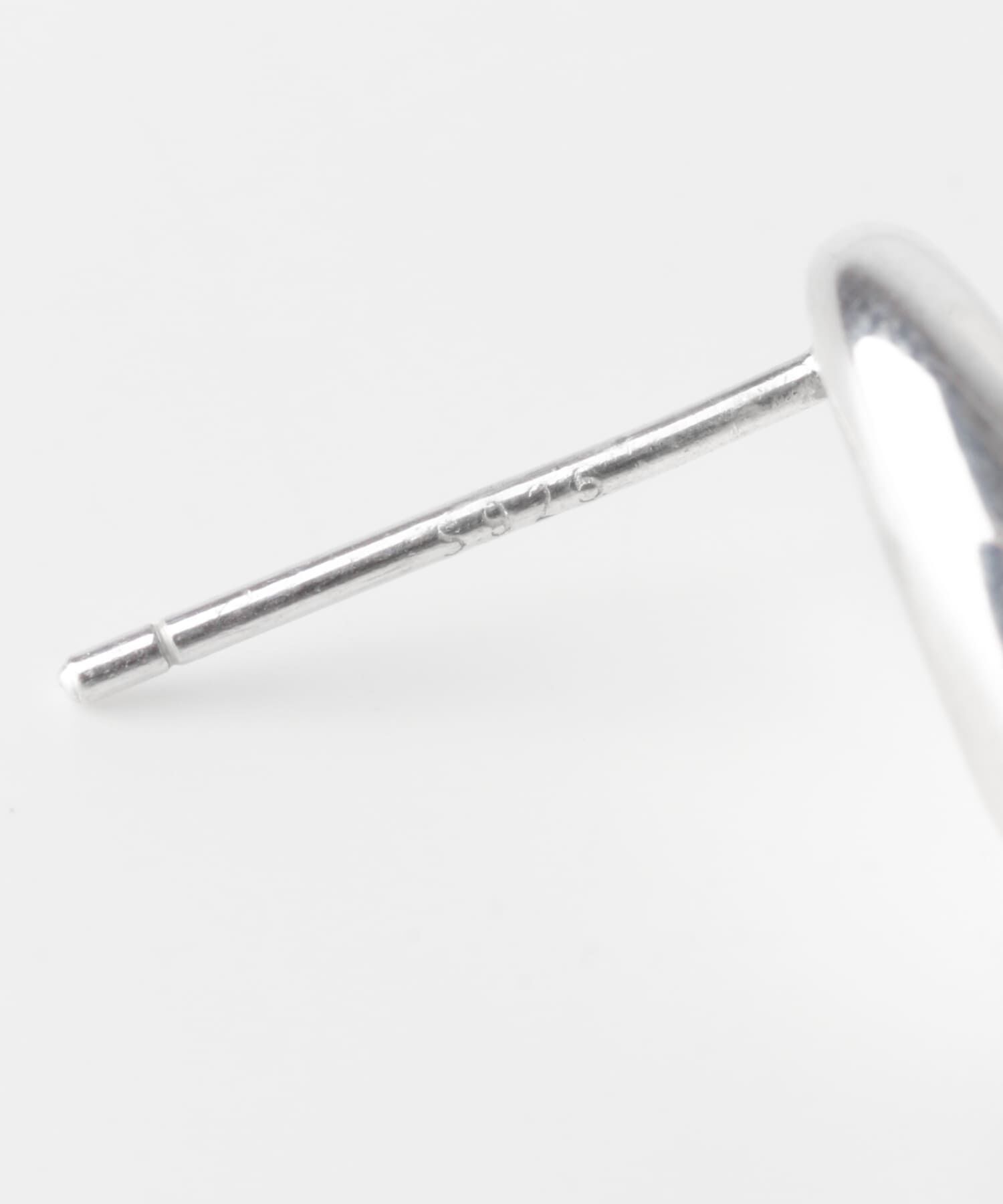 SMELLY「SMELLY so&rsquo;　asymmetric solid pierce」|ピアス|