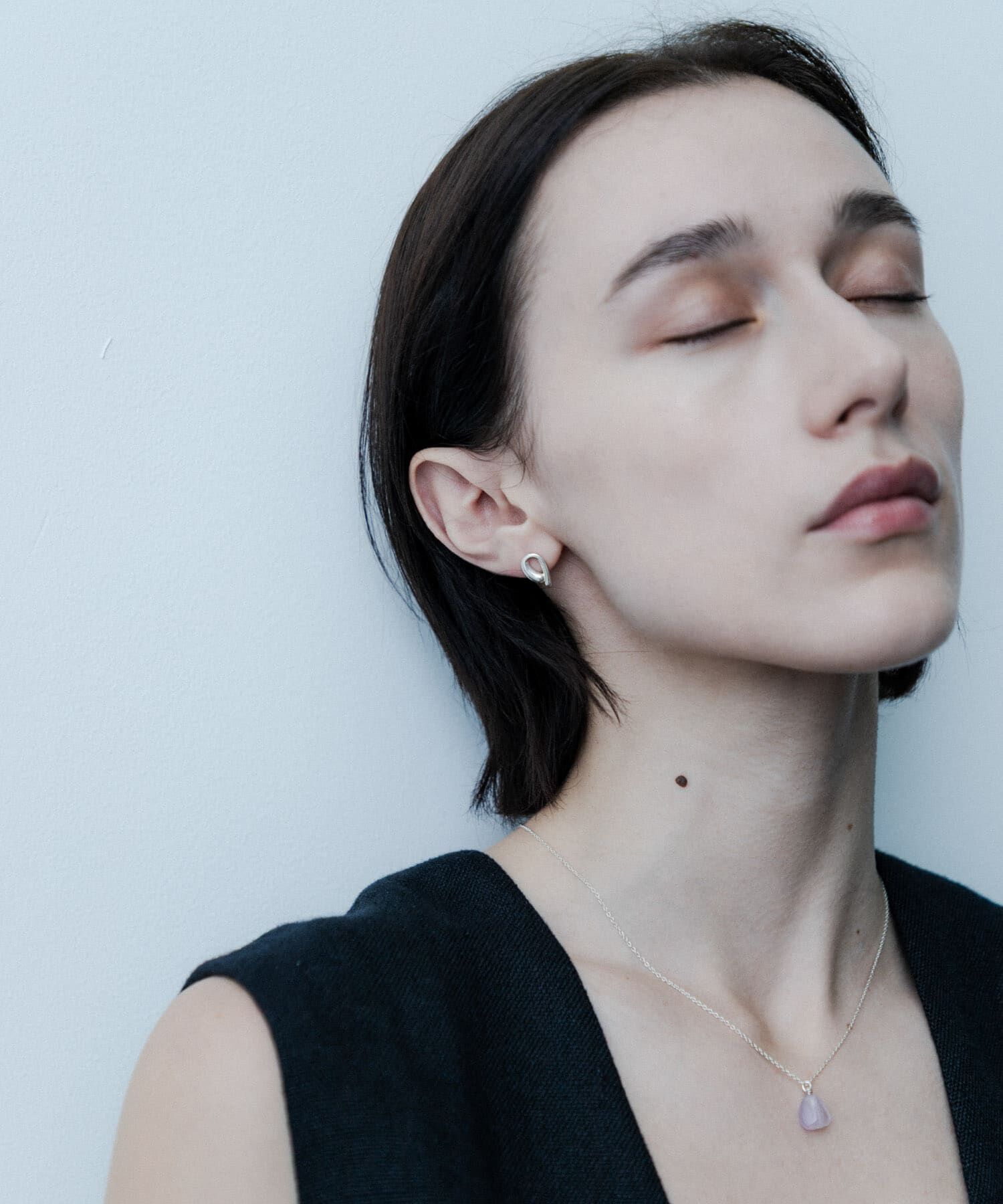 SMELLY「SMELLY so&rsquo;　asymmetric solid pierce」|ピアス|