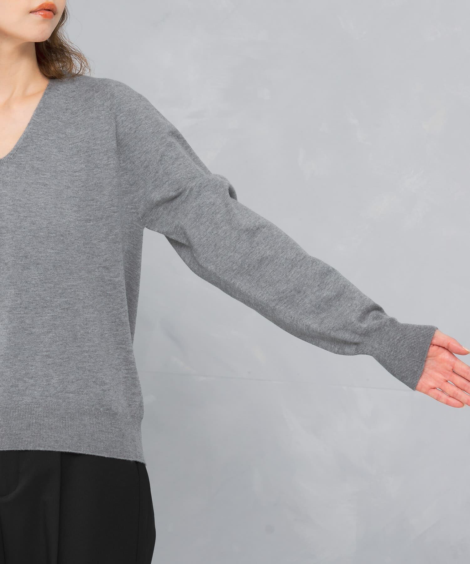 URBAN RESEARCH ROSSO「アンチピリングVネックシームレスニット」|ニット・セーター|