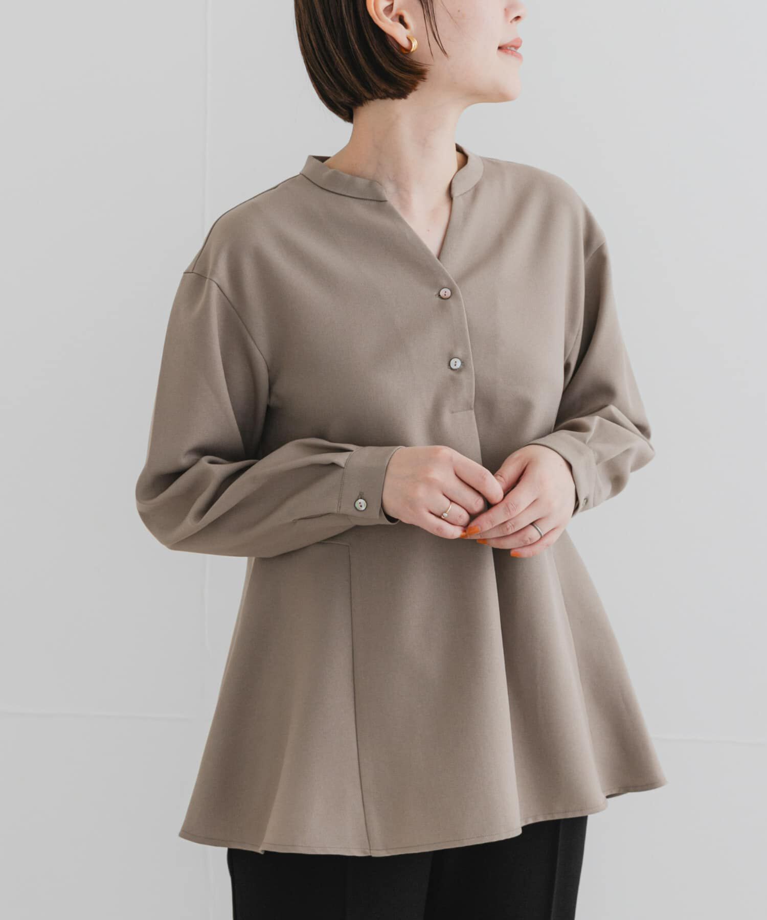 URBAN RESEARCH ROSSO「『UR TECH SMOOTHLUXE』F by ROSSO　サイドペプラムブラウス」|シャツ・ブラウス|