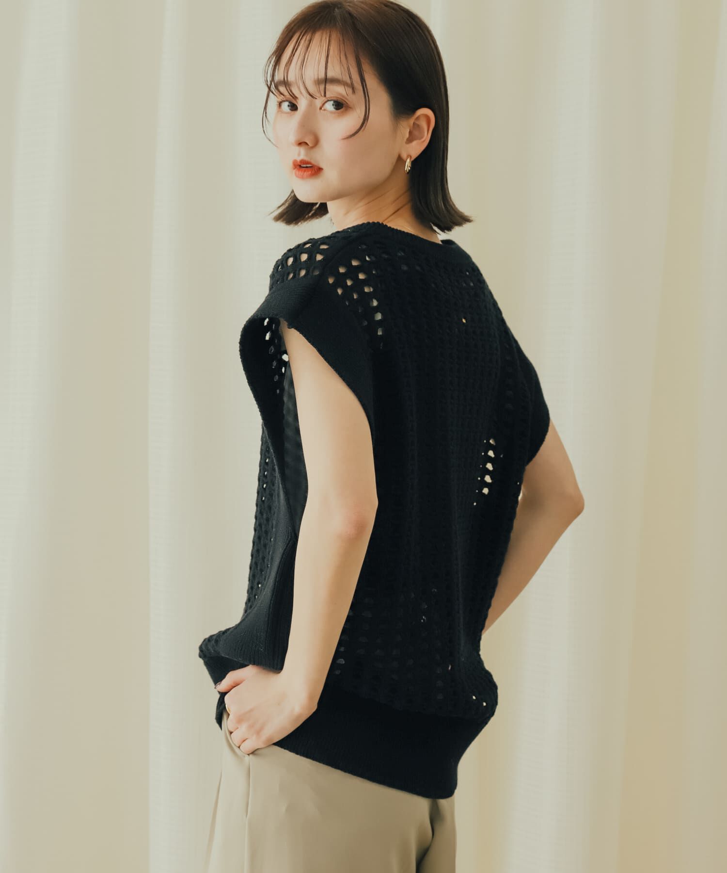 SENSE OF PLACE by URBAN RESEARCH「ホールメッシュキーネックニットベスト」|ベスト・ジレ|