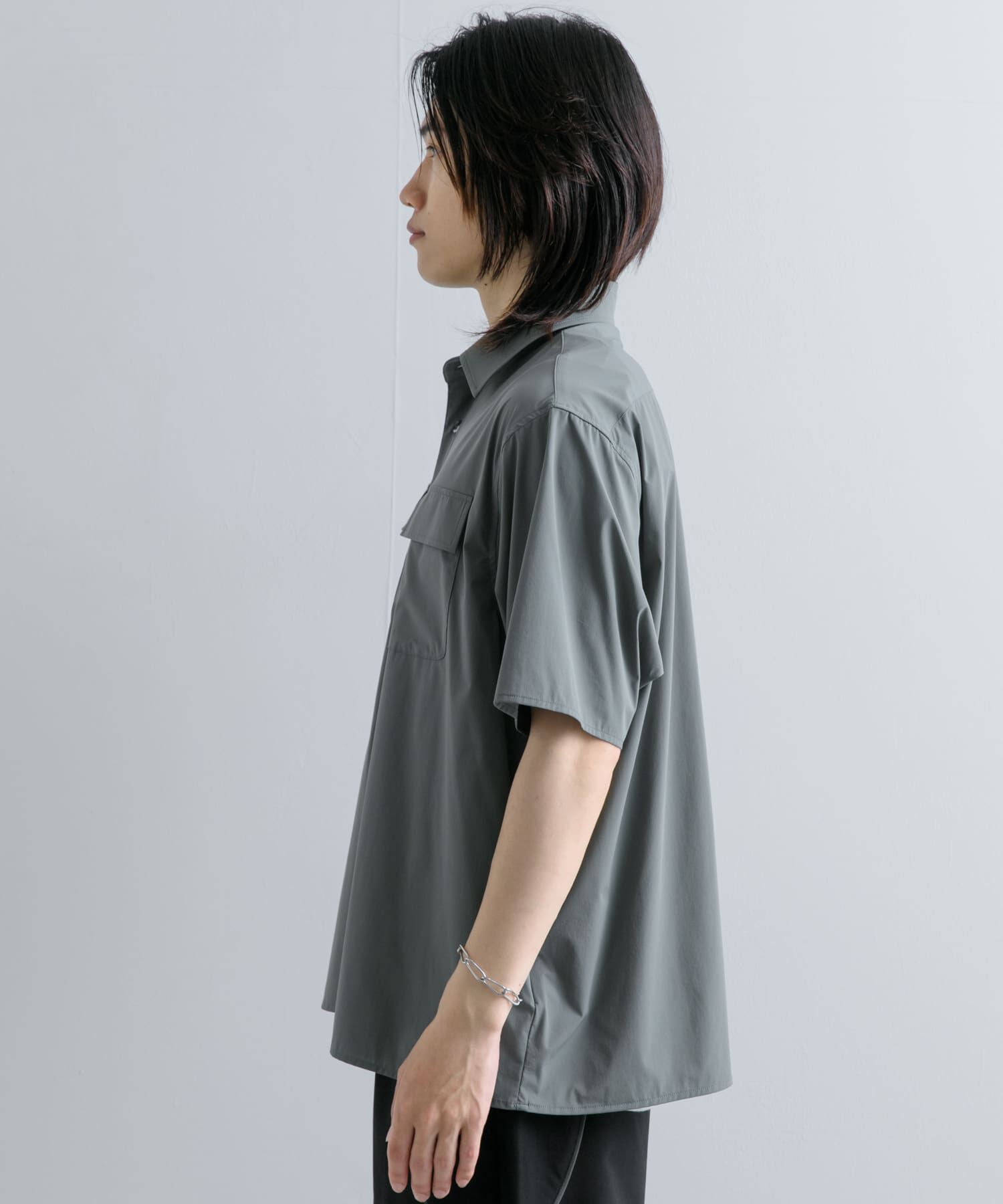 SENSE OF PLACE by URBAN RESEARCH「『UR TECH MoLight』 Wポケットシャツ(5分袖)」|シャツ・ブラウス|