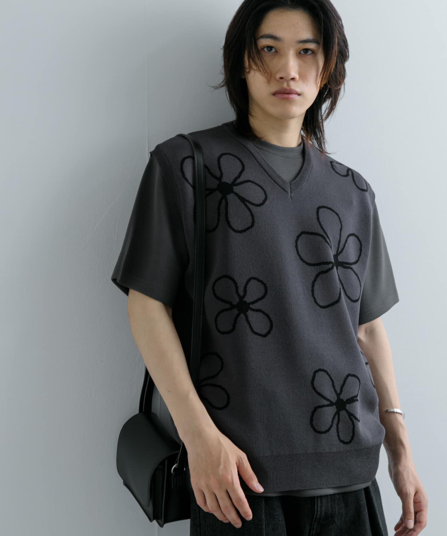 SENSE OF PLACE by URBAN RESEARCH「ポップアートフラワーニットベスト」|ベスト・ジレ|