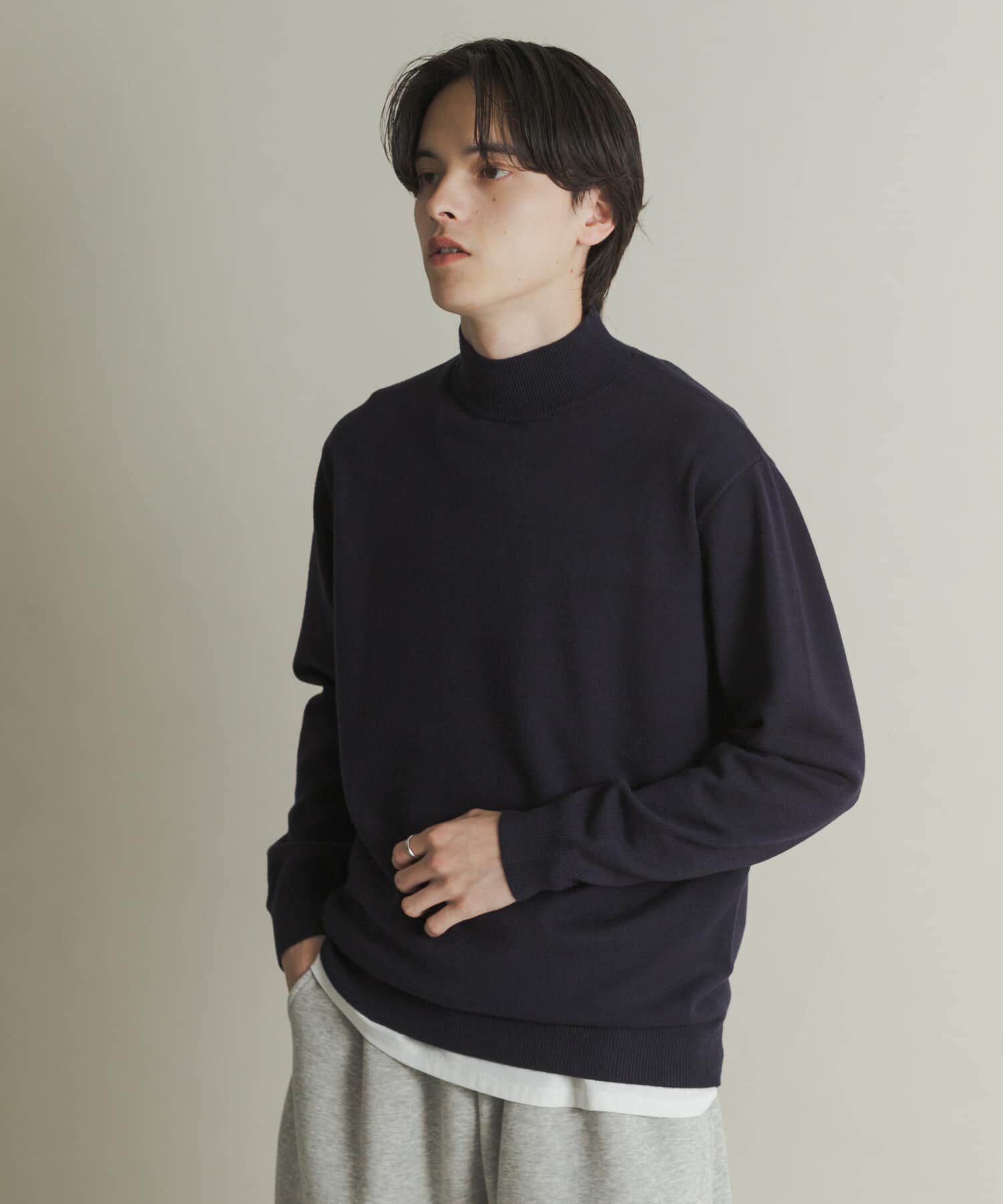 SENSE OF PLACE by URBAN RESEARCH「『一部WEB限定カラー』『洗濯可/毛玉防止』ストレッチモックネックニット」|ニット・セーター|