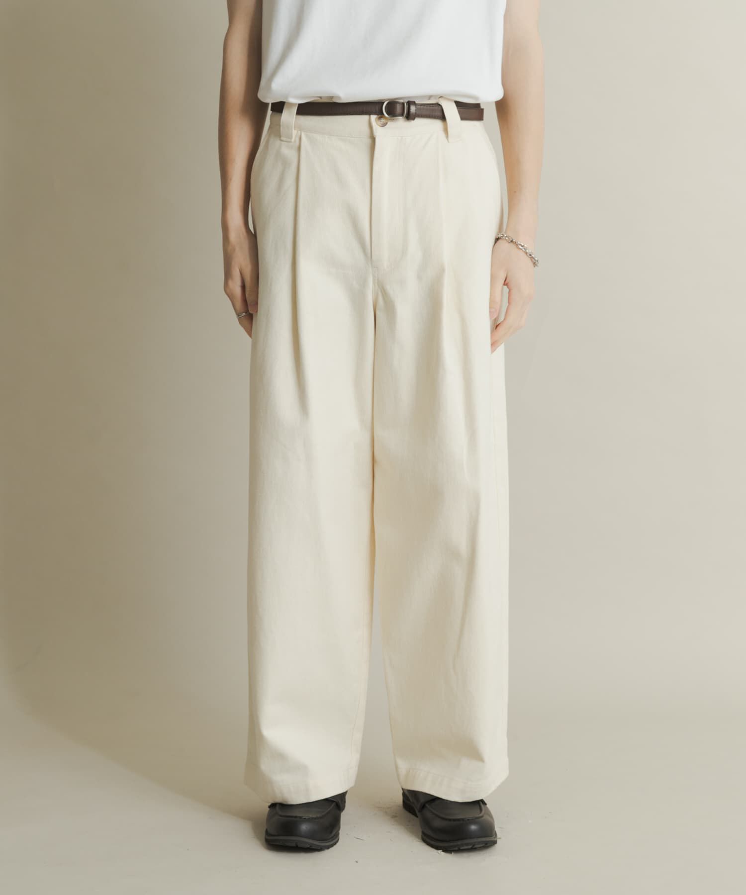 SENSE OF PLACE by URBAN RESEARCH「ボリュームタックワイドパンツ」|その他|