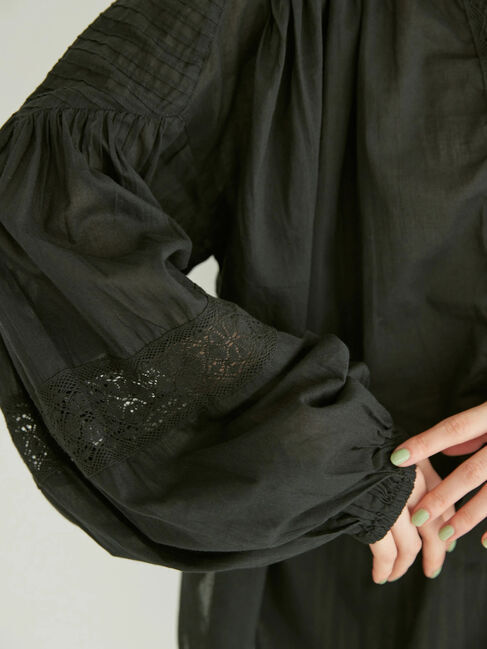 AMERICAN HOLIC「ショルダーピンタック袖ボリュームブラウス」|シャツ・ブラウス|