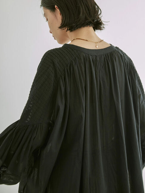 AMERICAN HOLIC「ショルダーピンタック袖ボリュームブラウス」|シャツ・ブラウス|