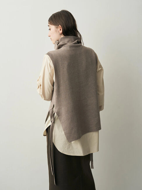 YECCA VECCA「シャツレイヤードニットベスト」|シャツ・ブラウス|