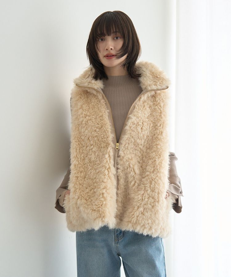 YECCA VECCA「カーリーファーZIPジレ」|ベスト・ジレ|