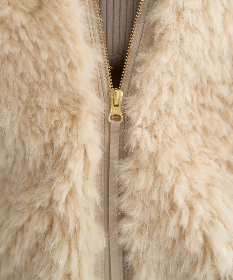 YECCA VECCA「カーリーファーZIPジレ」|ベスト・ジレ|