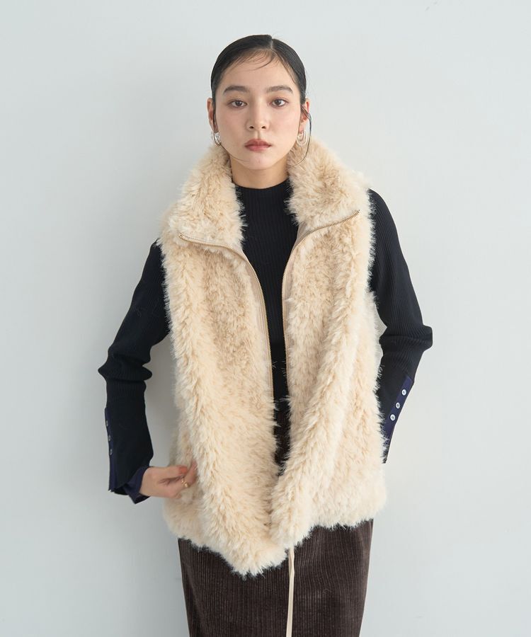 YECCA VECCA「カーリーファーZIPジレ」|ベスト・ジレ|