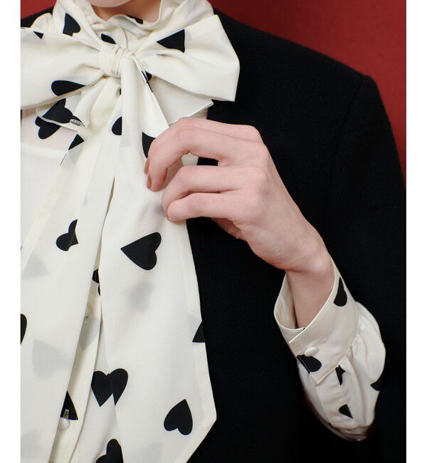 LOULOU WILLOUGHBY「WEB限定【LOULOU WILLOUGHBY】デシンハートプリントボウタイブラウス」|シャツ・ブラウス|