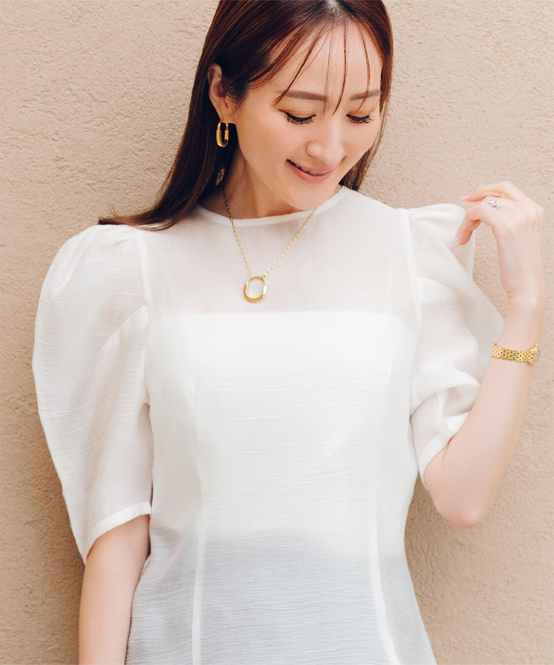 ur's「【星玲奈さんコラボアイテム】パワーショルダーウエストシェイプトップス」|Tシャツ・カットソー|