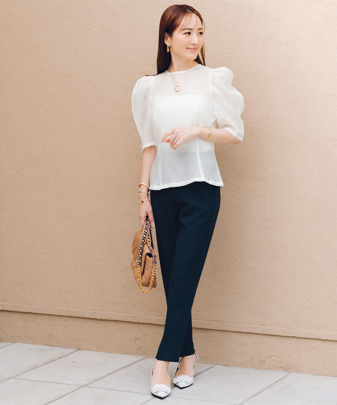 ur's「【星玲奈さんコラボアイテム】パワーショルダーウエストシェイプトップス」|Tシャツ・カットソー|