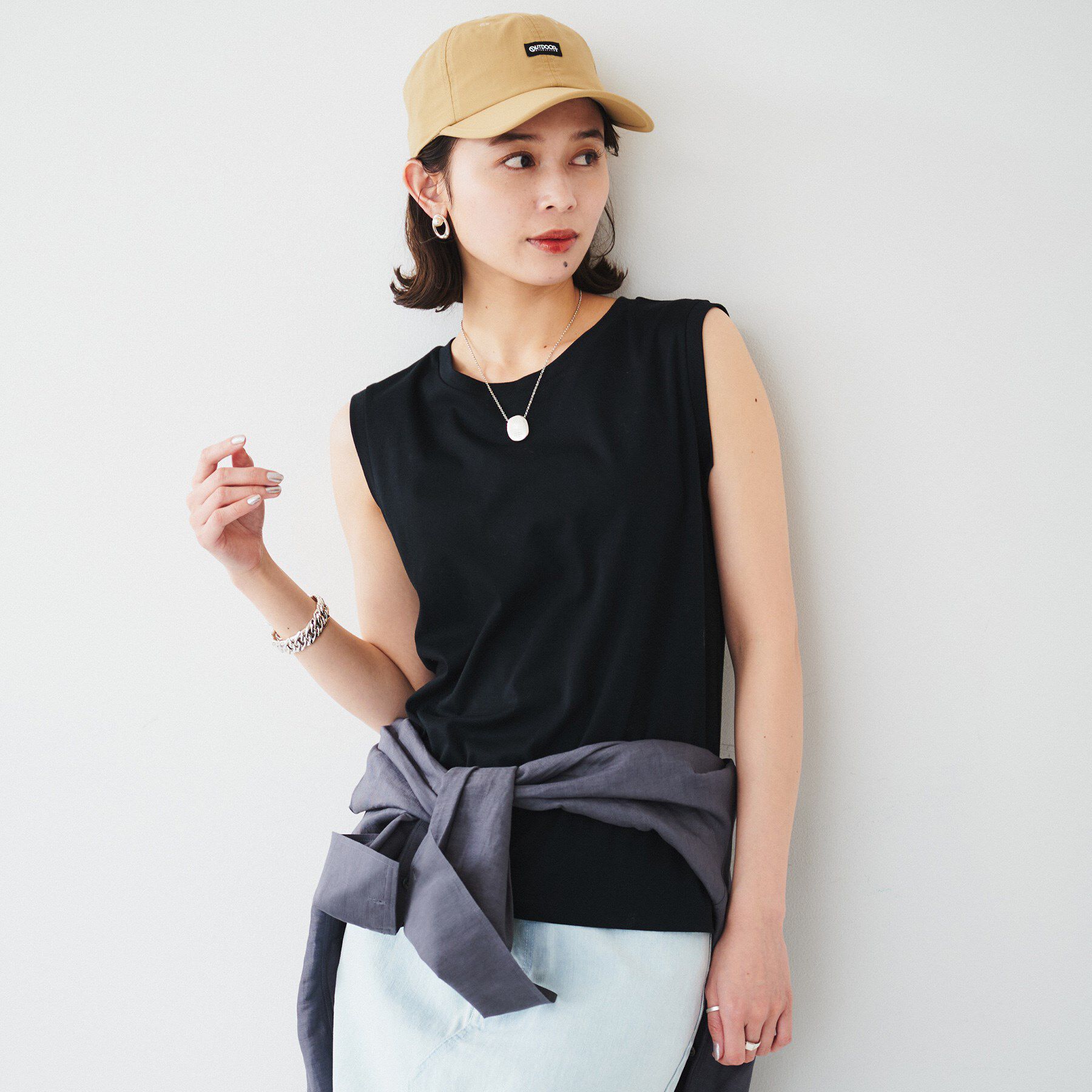 UNTITLED「ノースリーブプルオーバー」|Tシャツ・カットソー|ブラック(019)