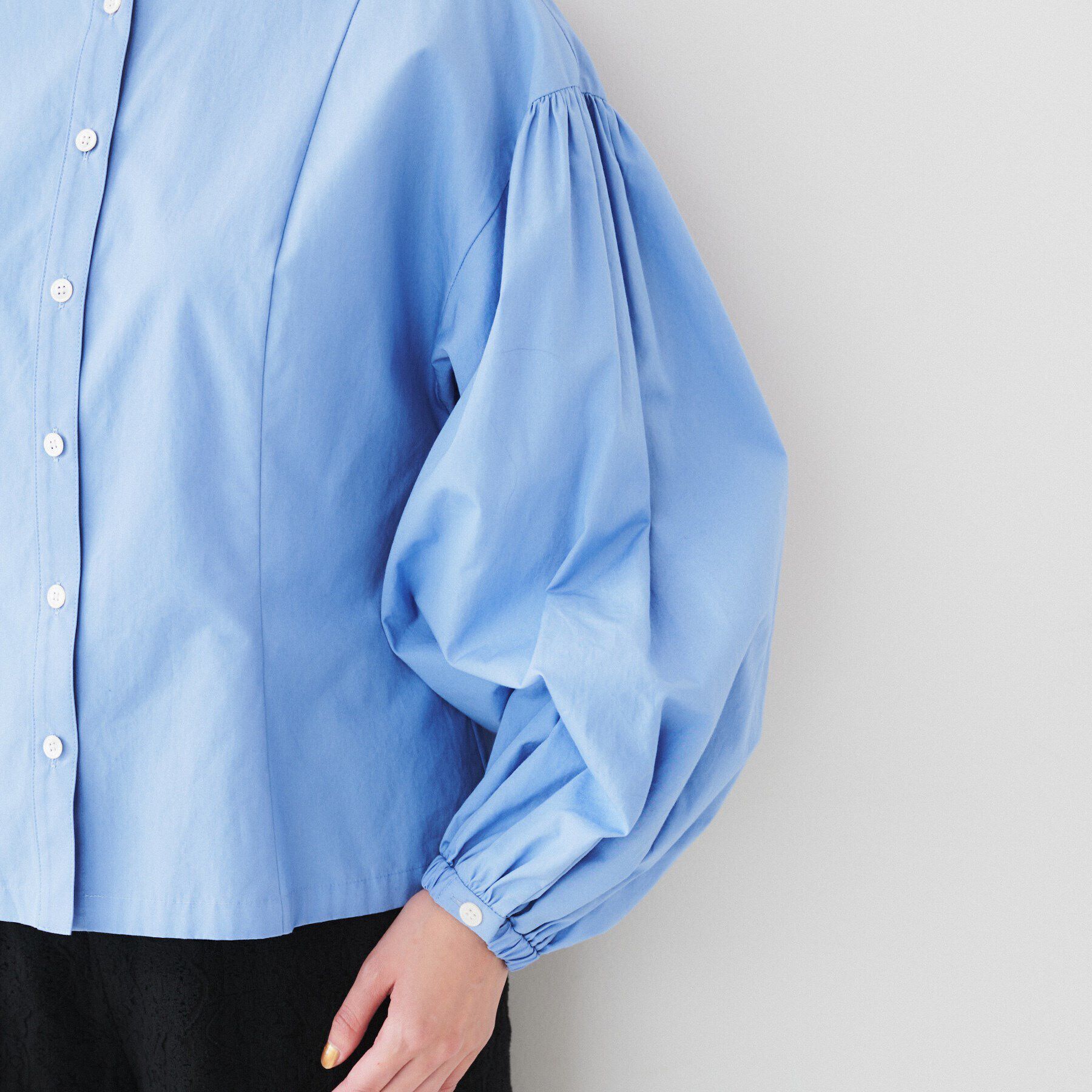 UNTITLED「【体型カバー】タイプライター ボリュームスリーブシャツ」|シャツ・ブラウス|