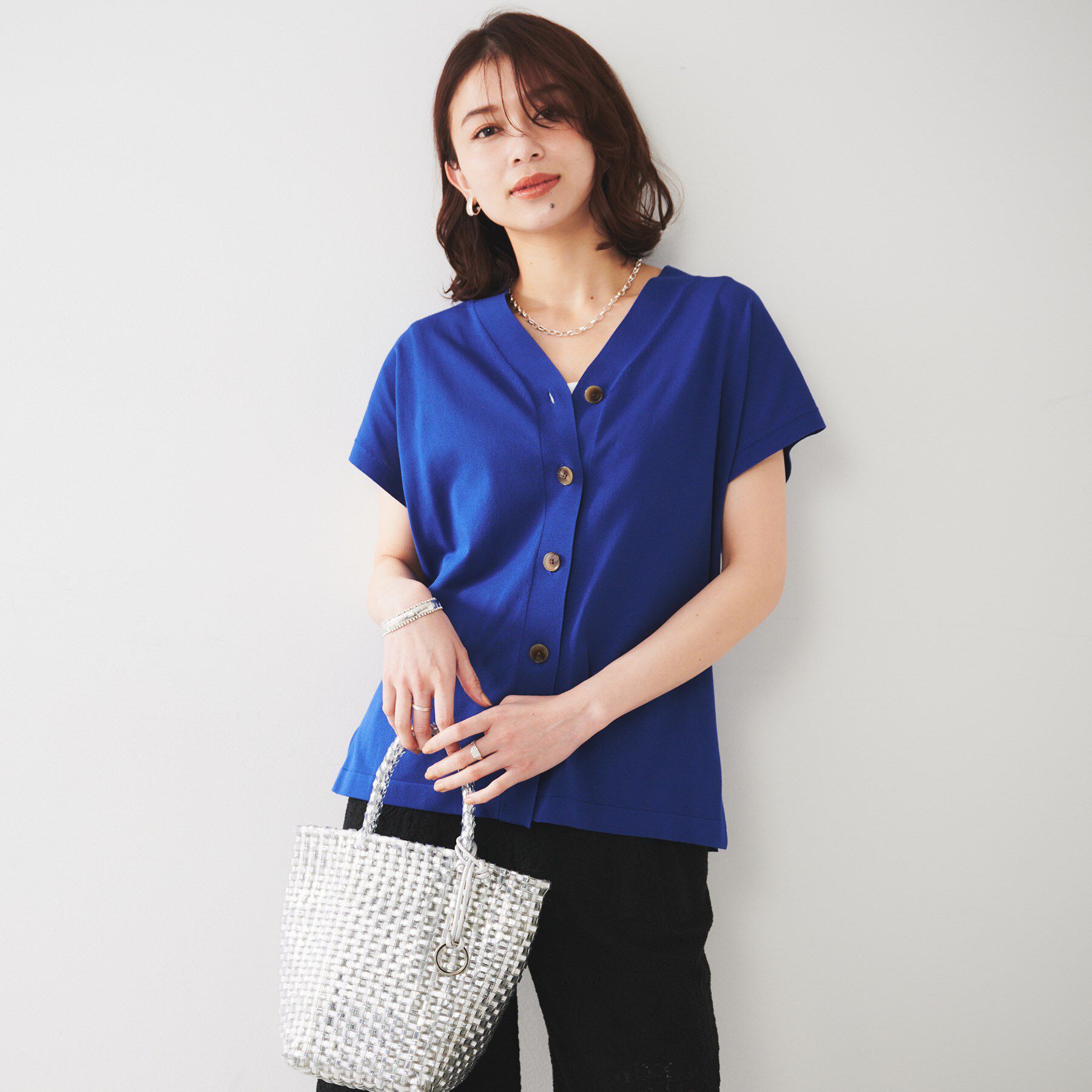 UNTITLED「【体型カバー/ジレ風/前開き】Vネックニット」|ニット・セーター|