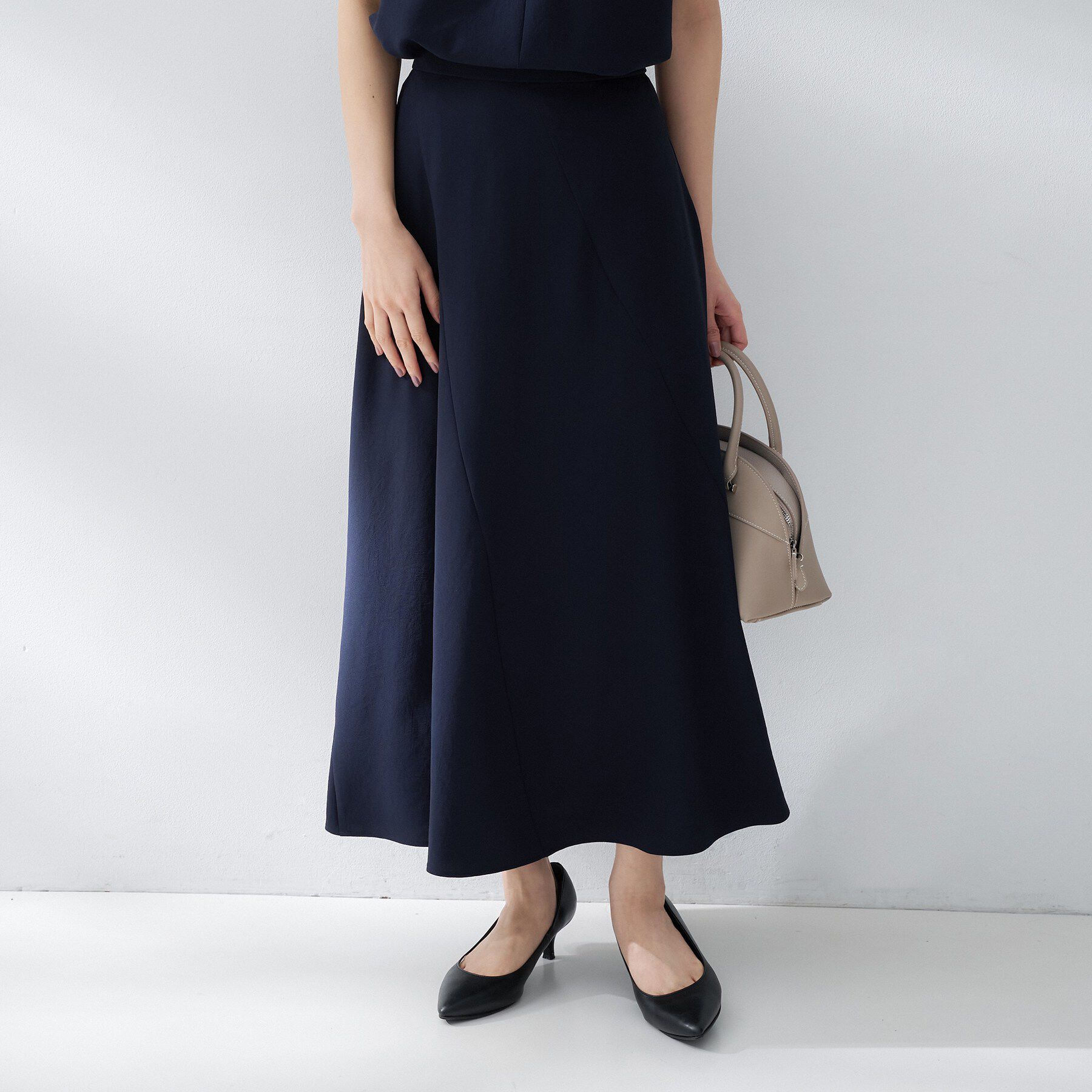 UNTITLED「【夏の名品セットアップが今年も登場！/はっ水/遮熱】リラクミスト フレアスカート」|スカート|