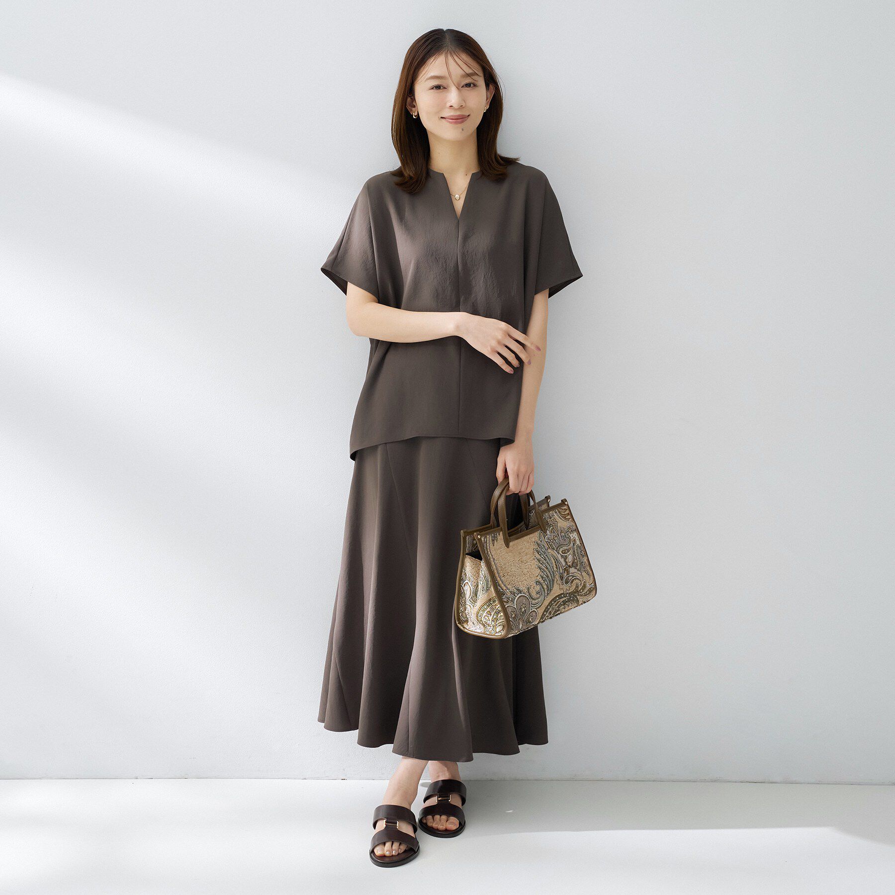 UNTITLED「【夏の名品セットアップが今年も登場！/はっ水/遮熱】リラクミスト フレアスカート」|スカート|