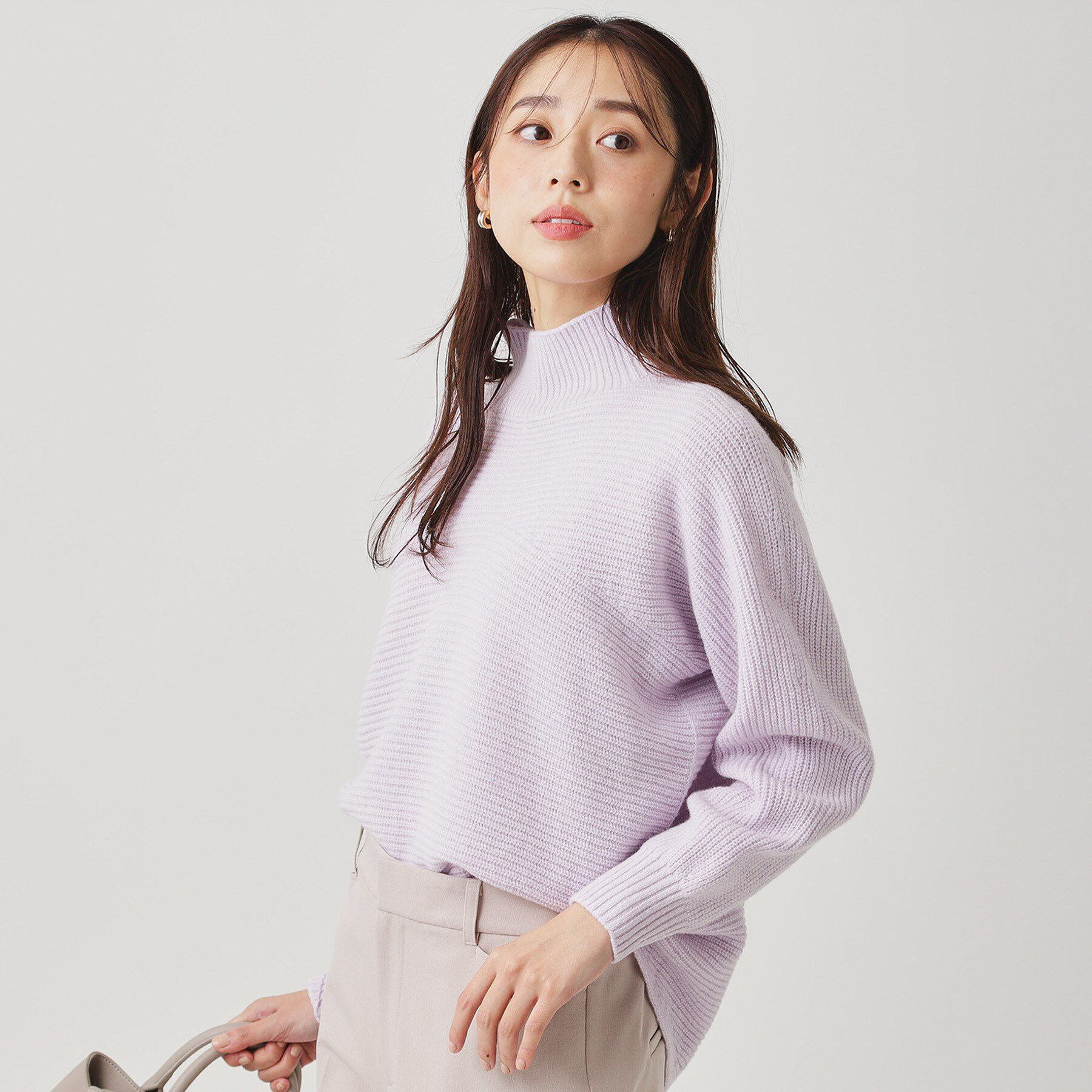COUP DE CHANCE「【手洗い可／日本製／温かく軽い】ミドルゲージニットトップス」|ニット・セーター|ラベンダー(080)