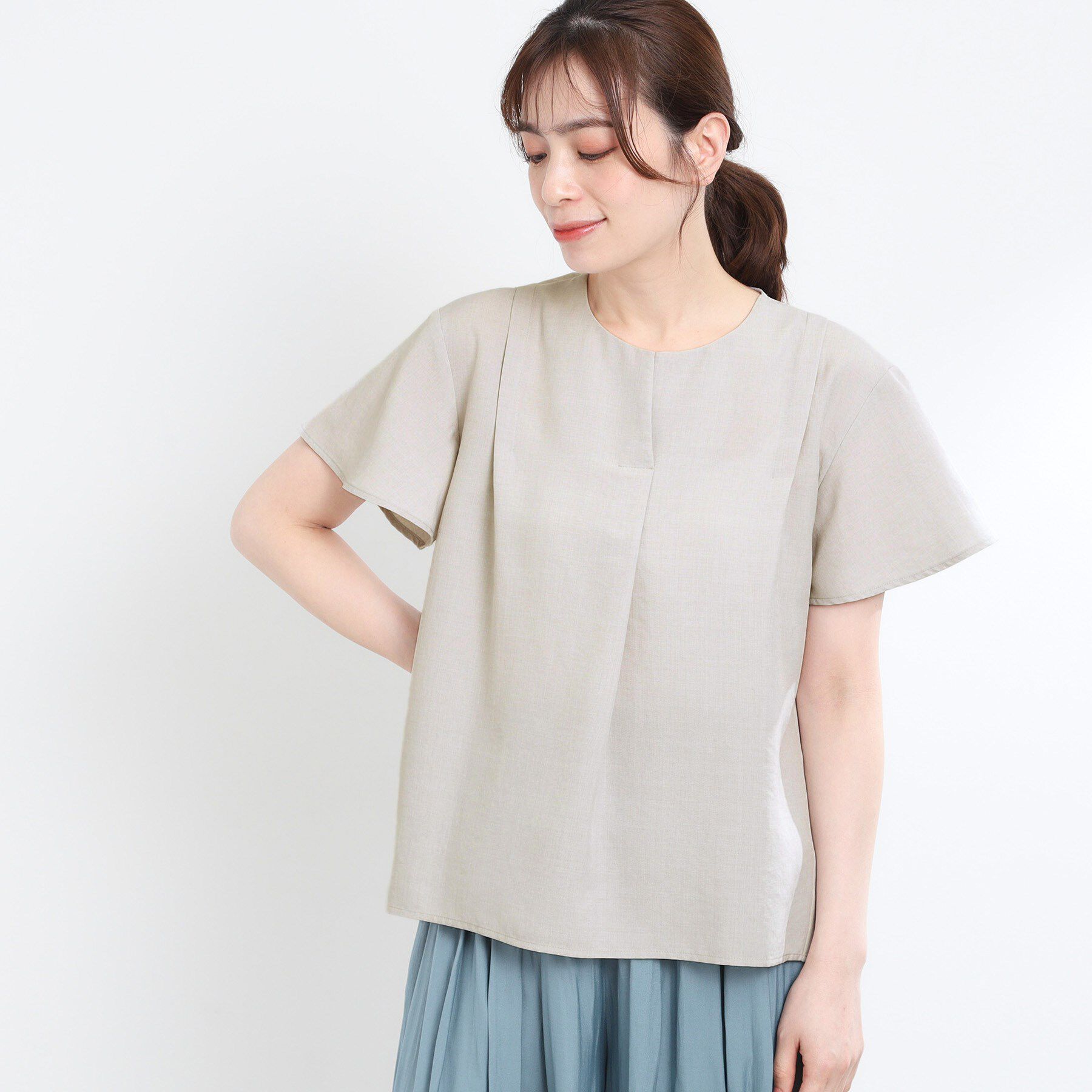 Reflect「ドライタッチスキッパーネックブラウス」|シャツ・ブラウス|