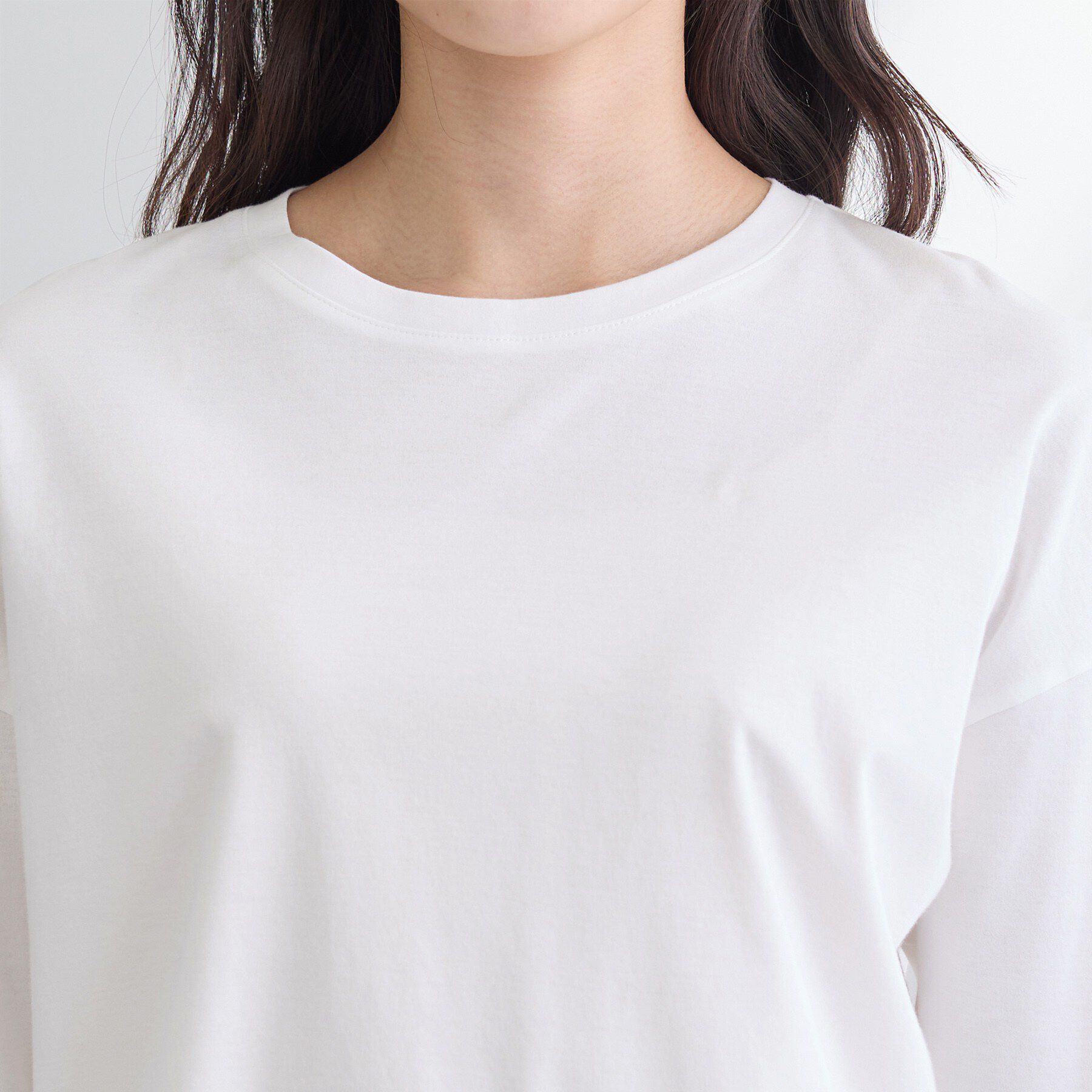 INDIVI「【洗える】きれいめラウンドテールロンT」|Tシャツ・カットソー|